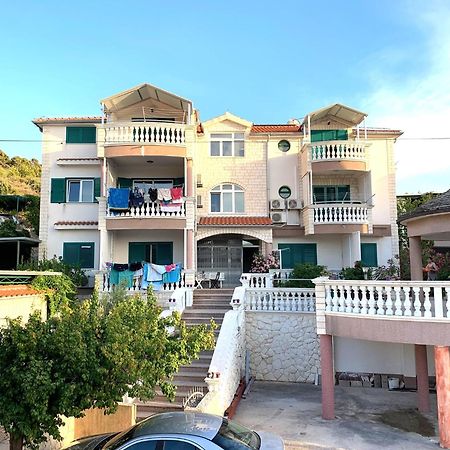 Apartments Bilo - Jela & Ivan Dolac Dış mekan fotoğraf