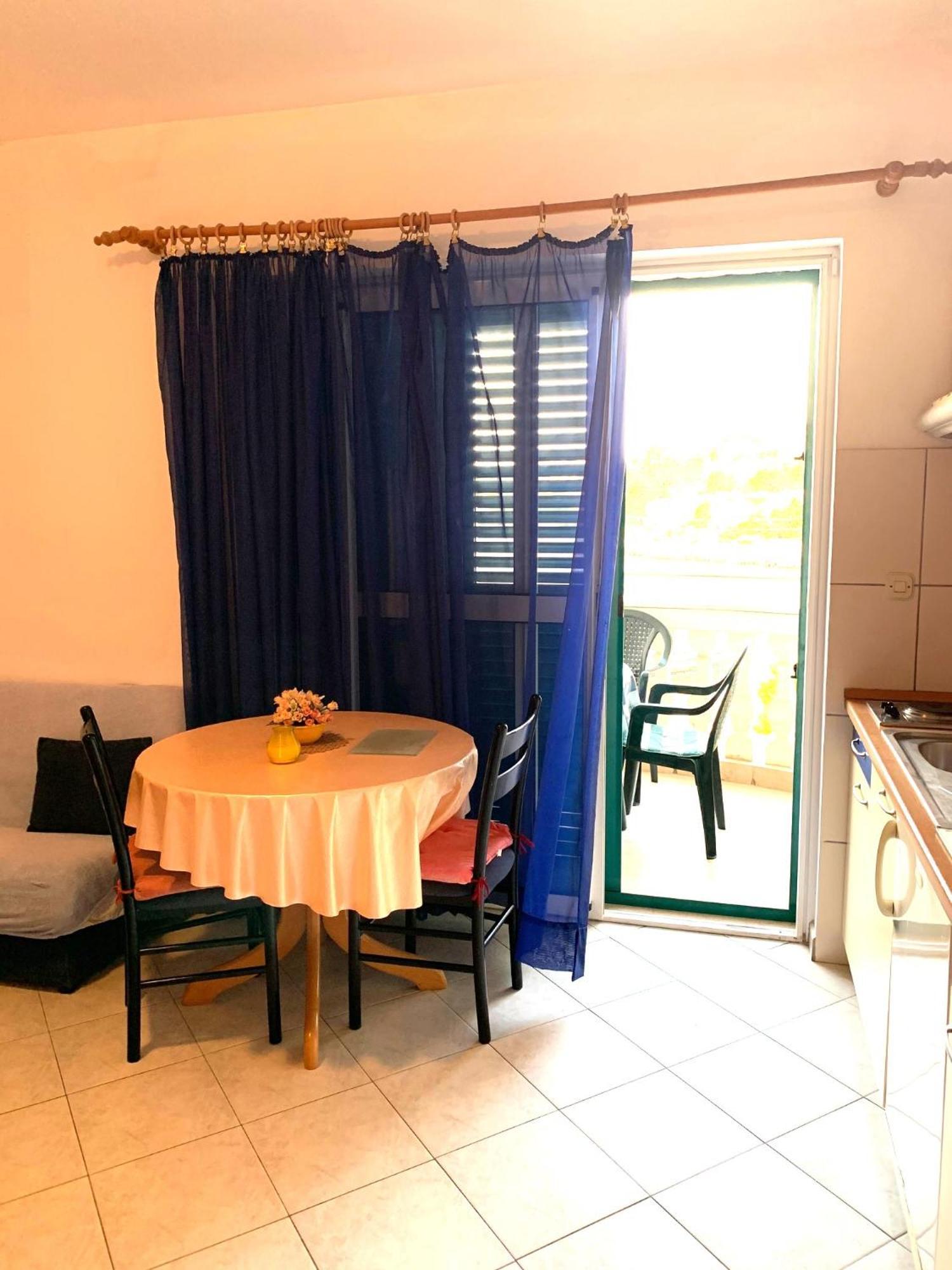Apartments Bilo - Jela & Ivan Dolac Dış mekan fotoğraf