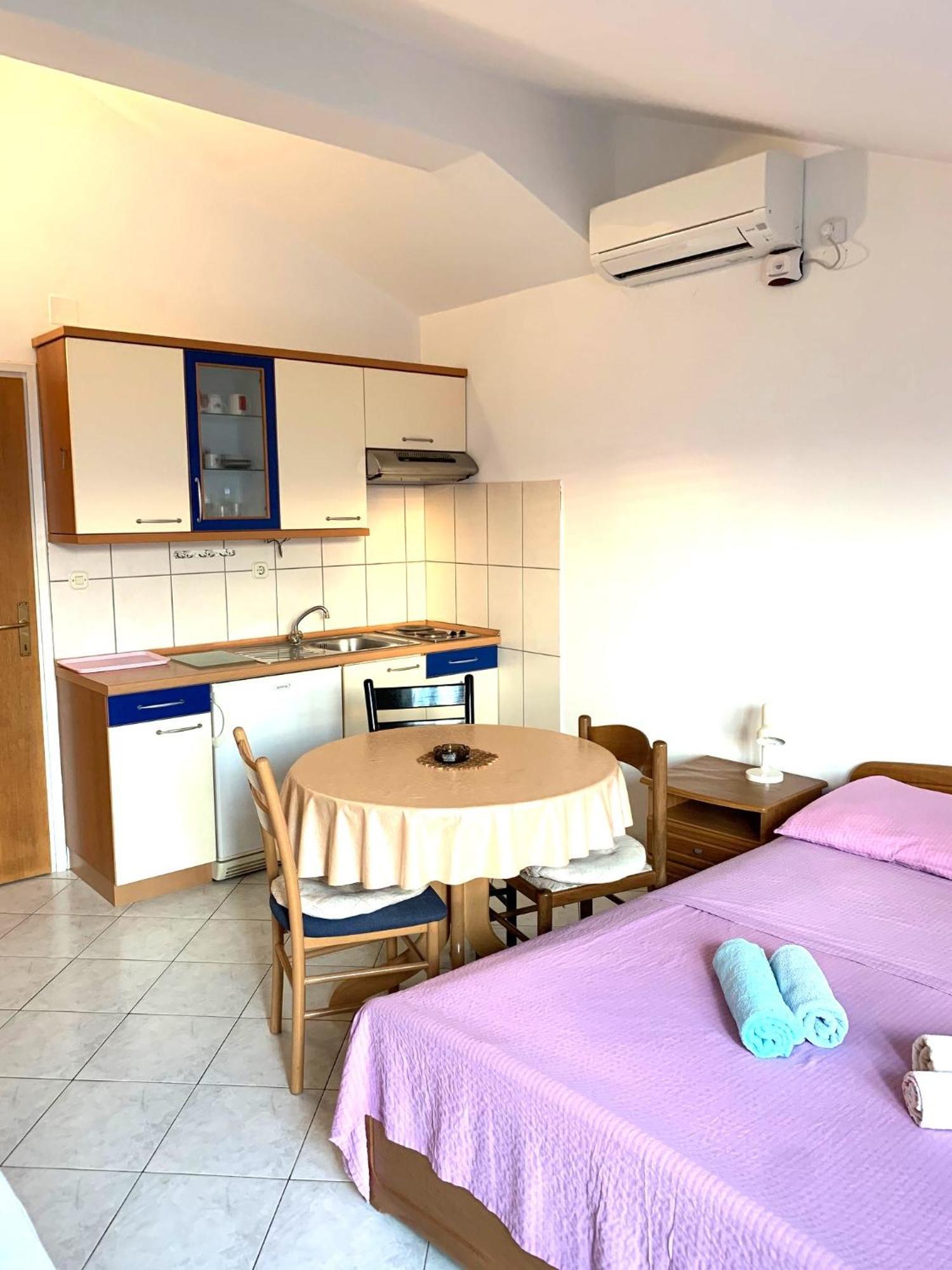 Apartments Bilo - Jela & Ivan Dolac Dış mekan fotoğraf