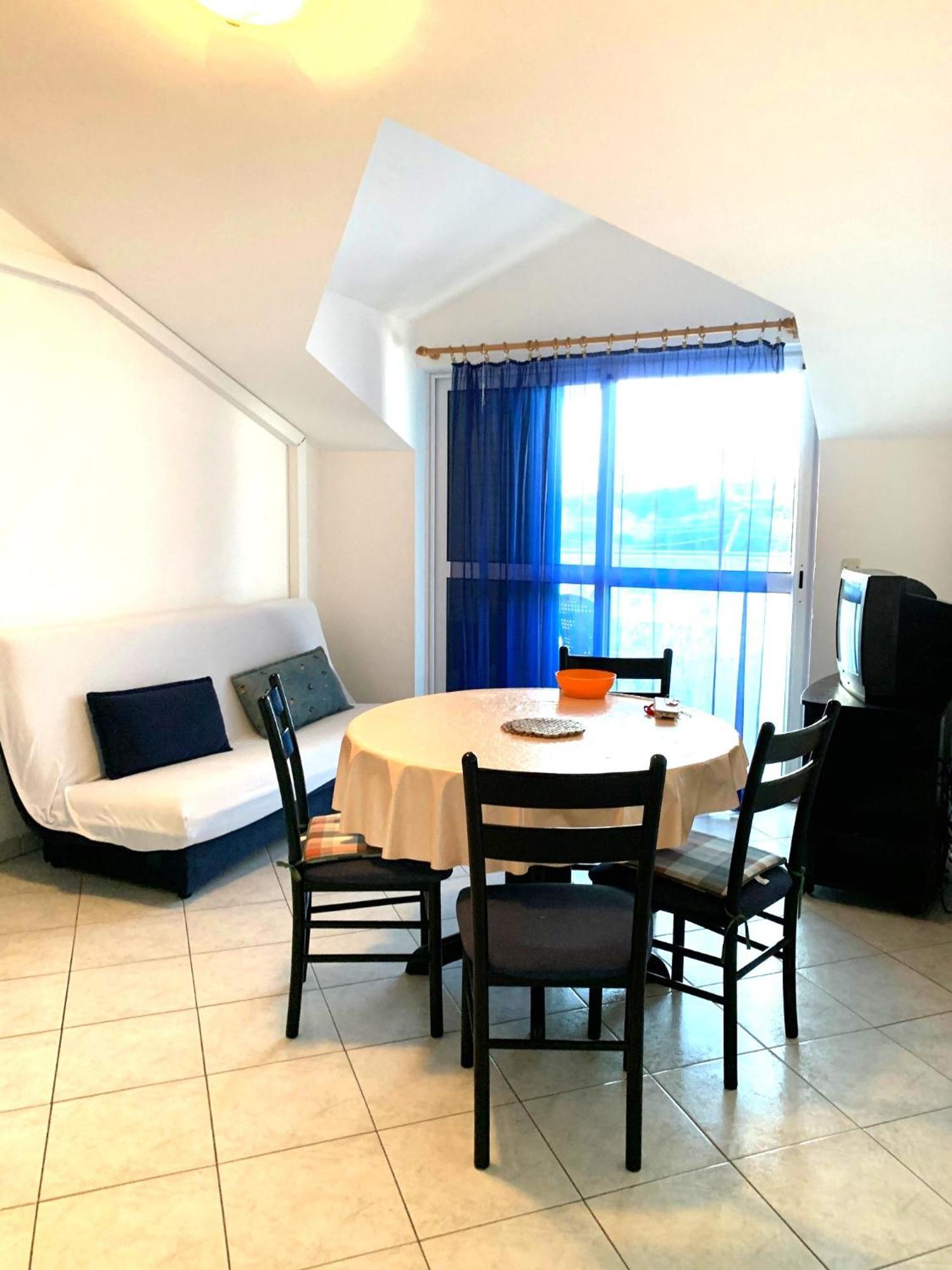 Apartments Bilo - Jela & Ivan Dolac Dış mekan fotoğraf