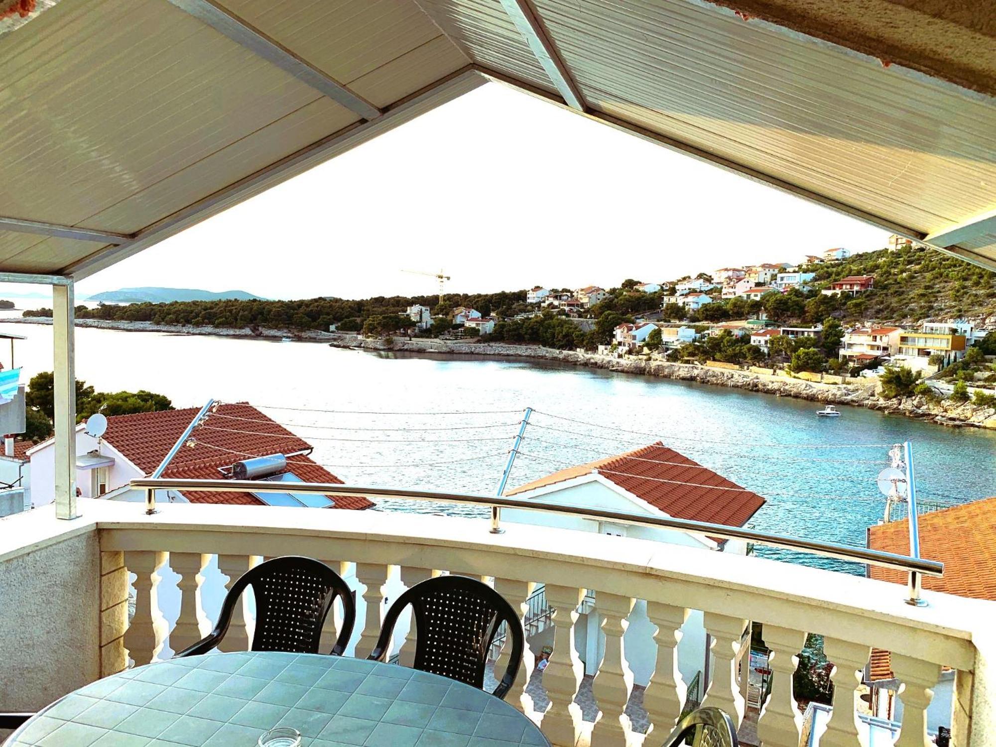 Apartments Bilo - Jela & Ivan Dolac Dış mekan fotoğraf